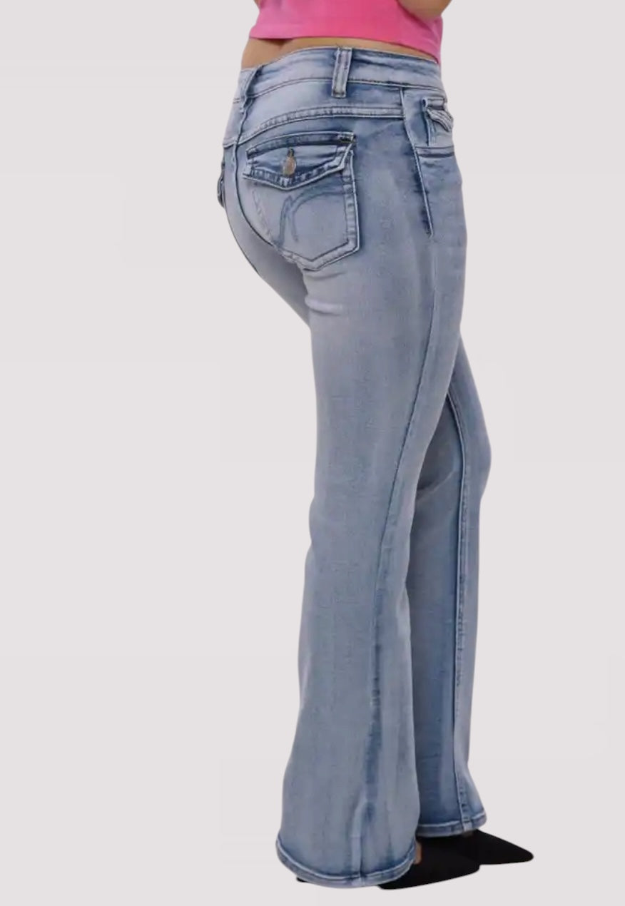 Low-waisted KiraX1 Jeans – Limited Edition -