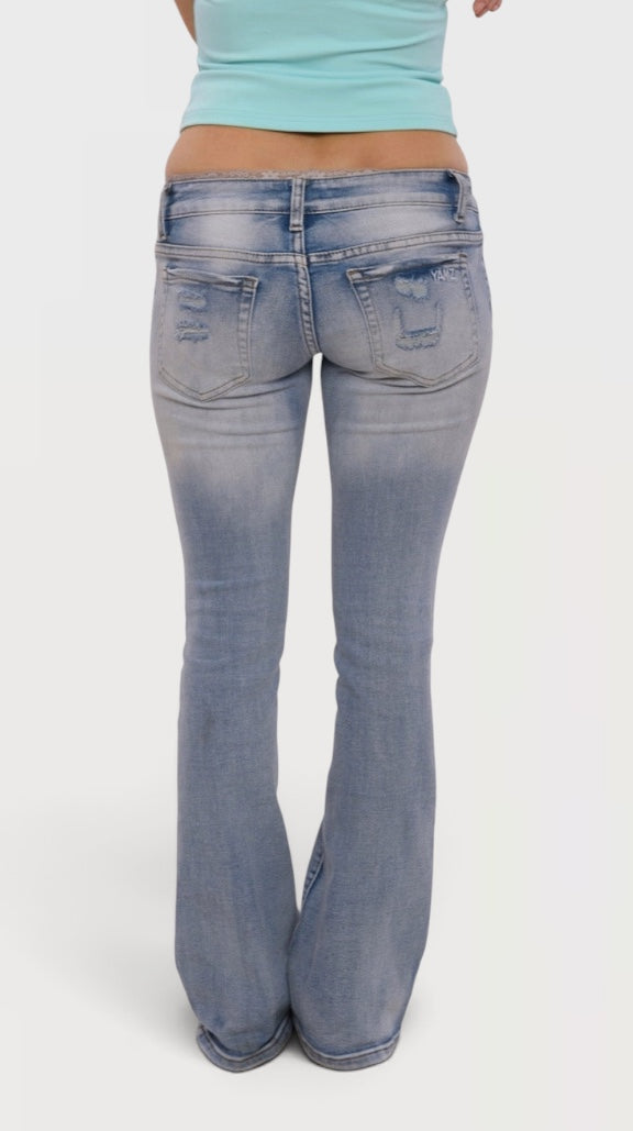 Low-waisted VeiraX1 Jeans – Limited Edition -